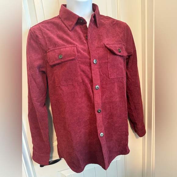NWOT ZOLUCKY Corduroy Long Sleeve Button Down Shacket in Wine, Size Medium - Picture 6 of 9